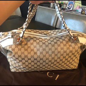 New Large Gucci Bucket Bag